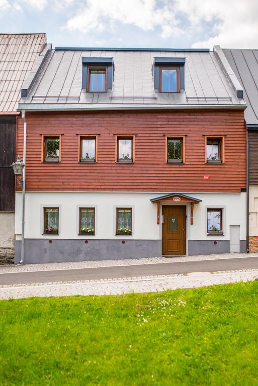 Apartmány Na náměstí Boží Dar Exterior foto